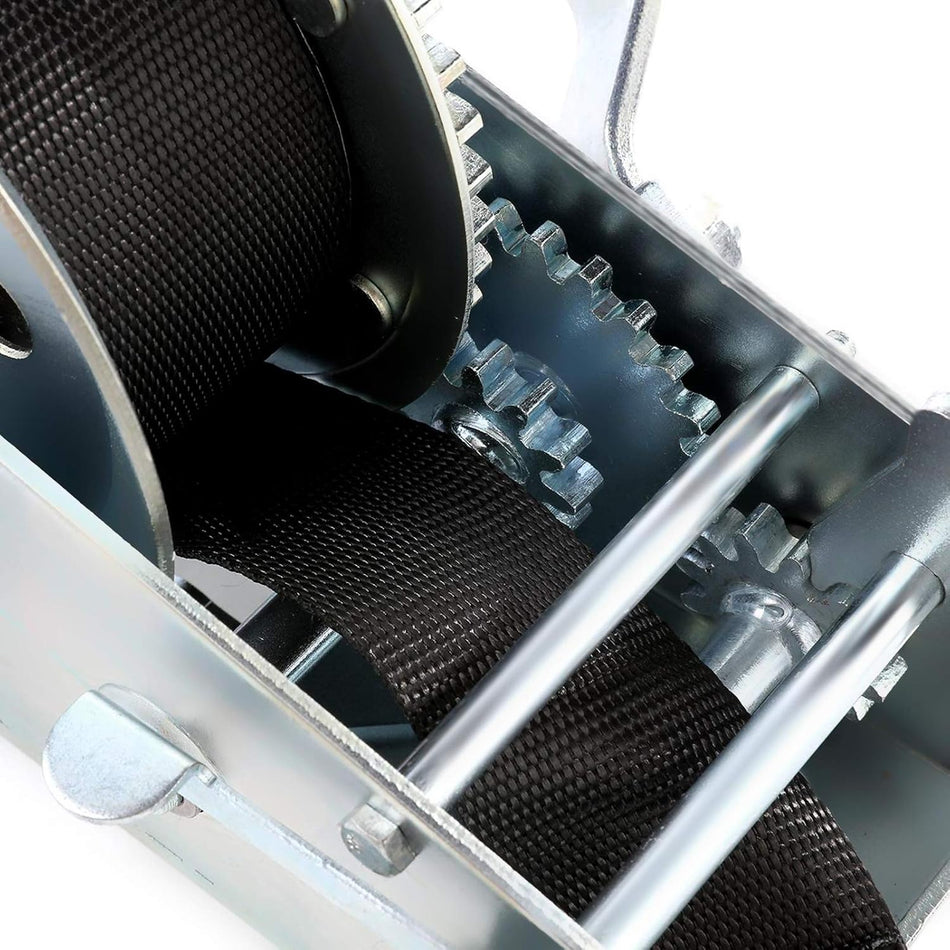 Close-up detail of the durable hand crank mechanism and gear system on the Vypart 3500 lbs winch